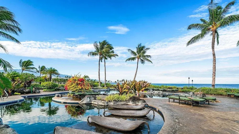 Waikoloa Golf Discount Views of Ocean & Golf Course Outdoor Seating - Vrkcv