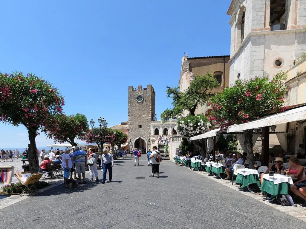 Monovano in Taormina Centro