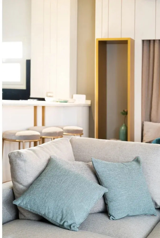 Xuru Stays I The Sleek & Ritzy 2 BDR 15 min From CAI Airpt