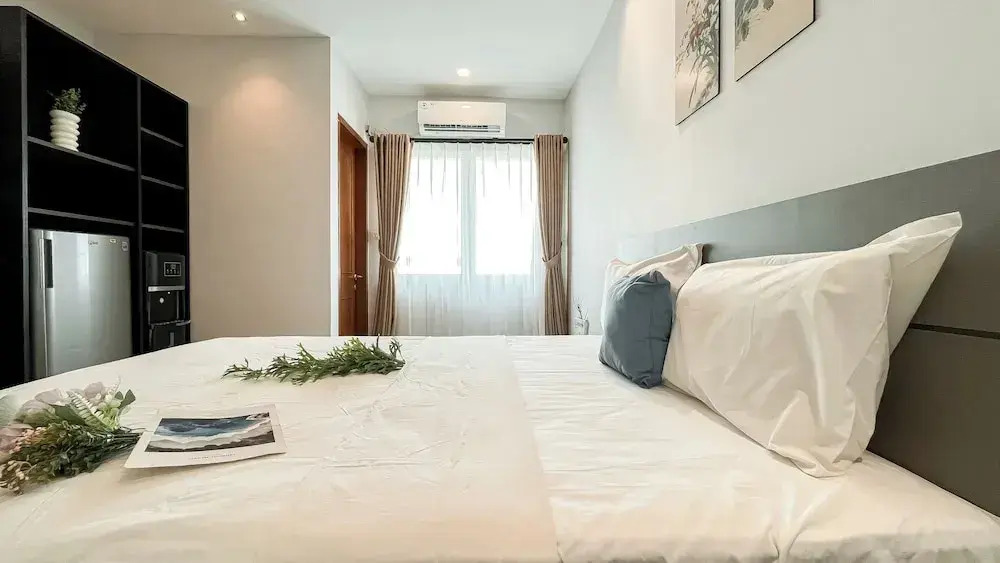 Neutral Cozy Stay Studio Apartment At Margonda Residence 1