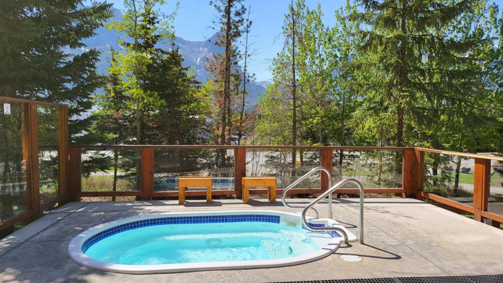 ⭐️ Luxury Mountain View Studio in Canmore ⭐️