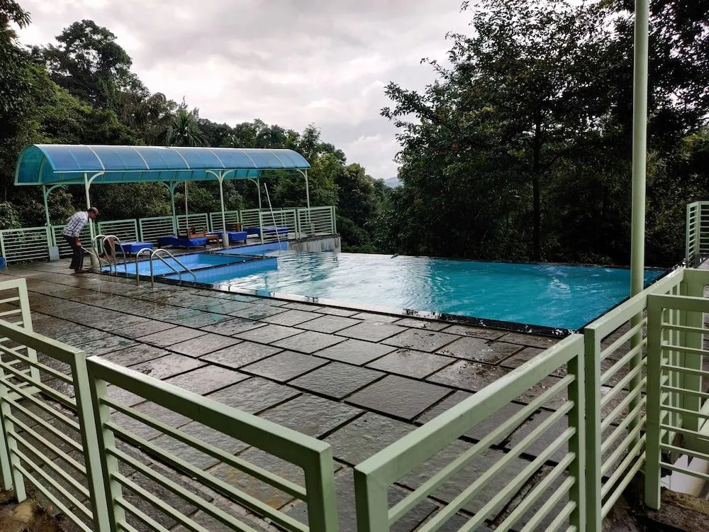Woodrose Resort