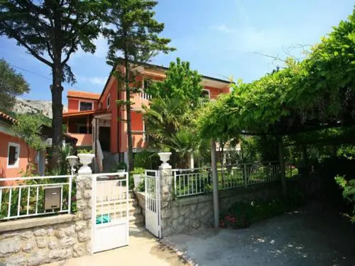 Rooms Nadica
