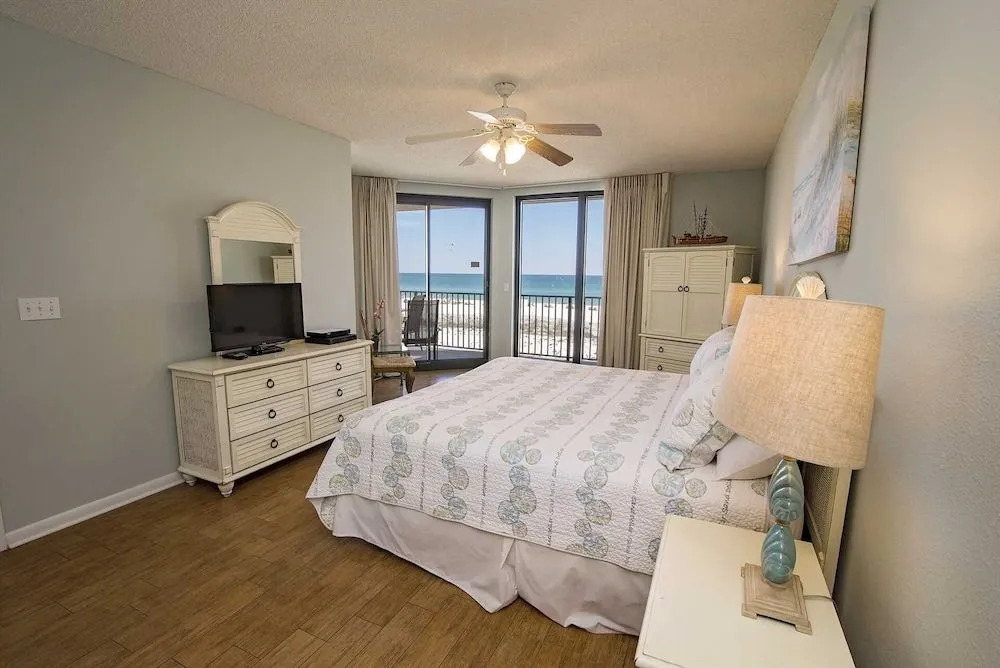 Phoenix X 217 3 Bedrooms 2 Bathrooms Condo