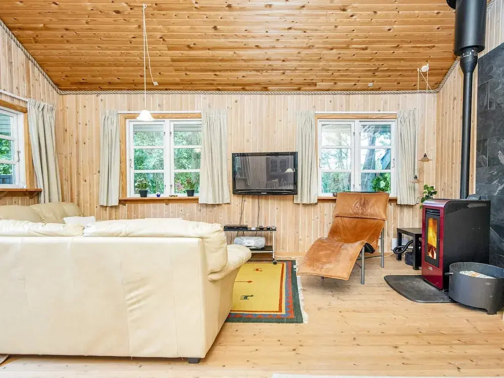 6 person holiday home in Glesborg-By Traum
