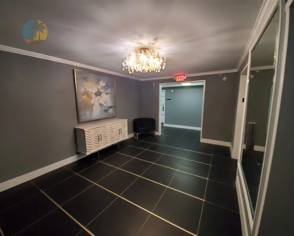 Alexander 510 2 Bedroom Apts by RedAwning