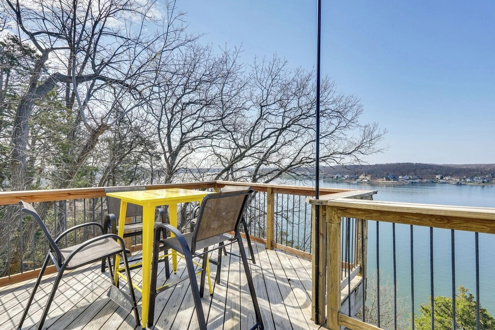 Unit 7: Bagnell Strip Adventure Hub, Patio & Views