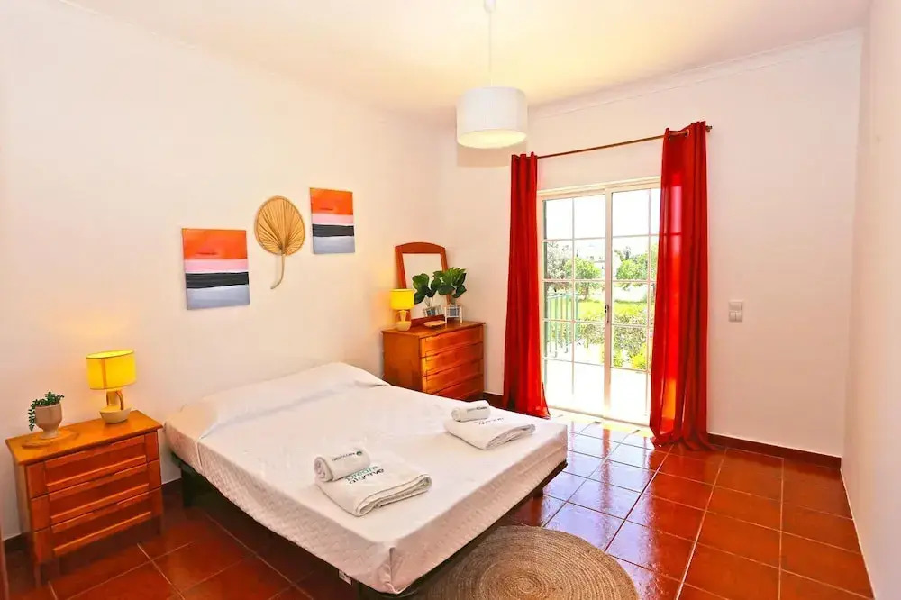 U 02 - Bedroom 2 in Casa Quinta Esta o