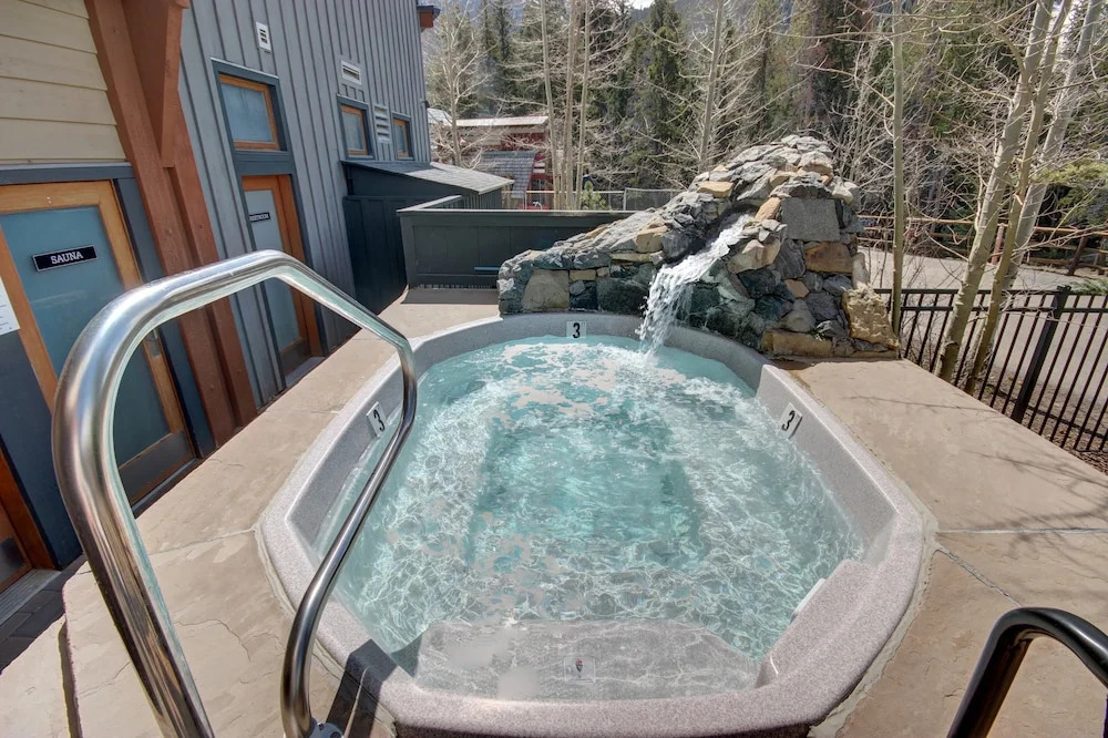 Black Bear 8052 by SummitCove Vacation Lodging