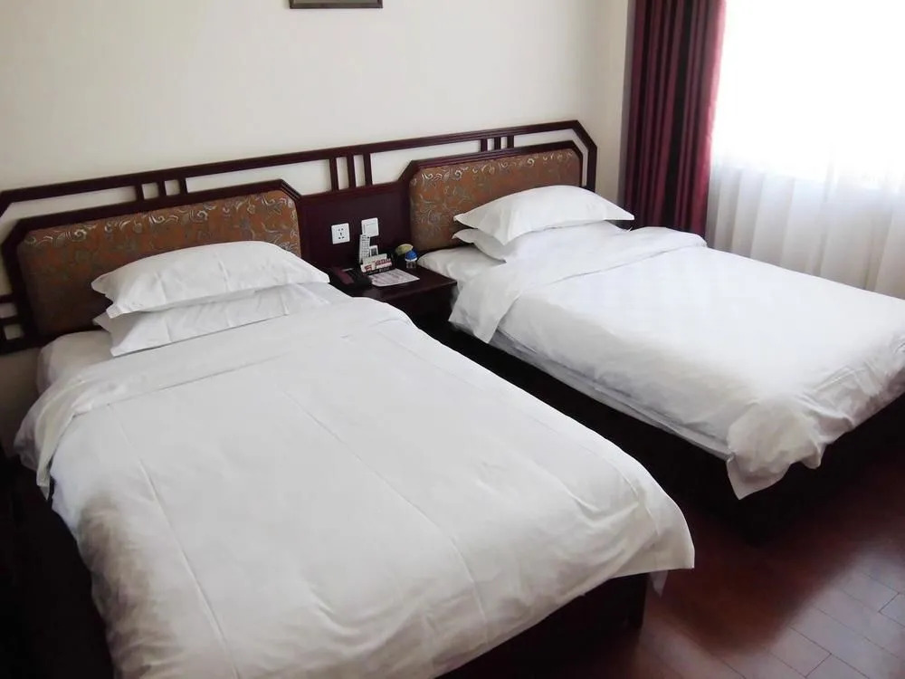 Yifeicui Villa Hotel - Tengchong
