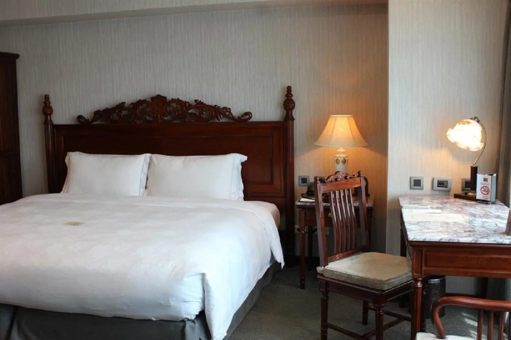 Royal Seasons Hotel Taichung Zhongkang
