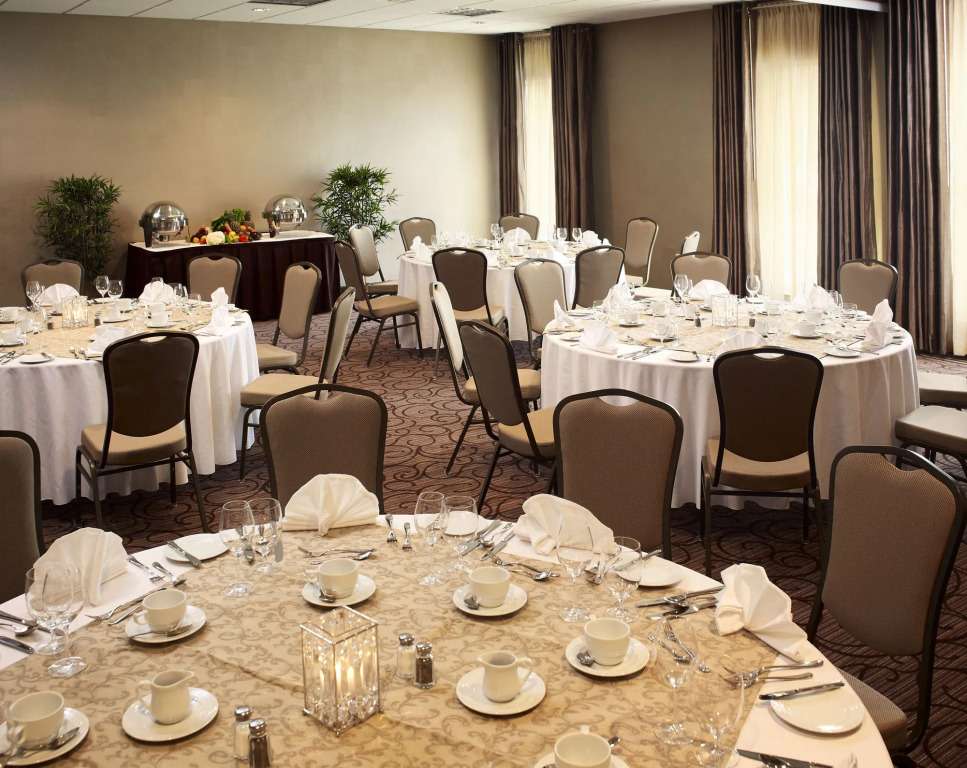 Delta Hotels by Marriott Sault Ste. Marie Waterfront