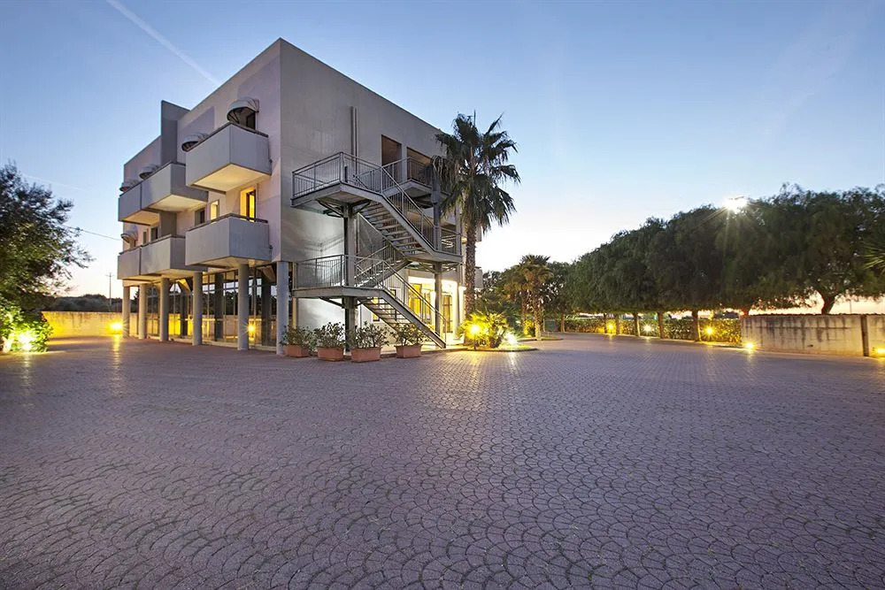 Tuo Hotel