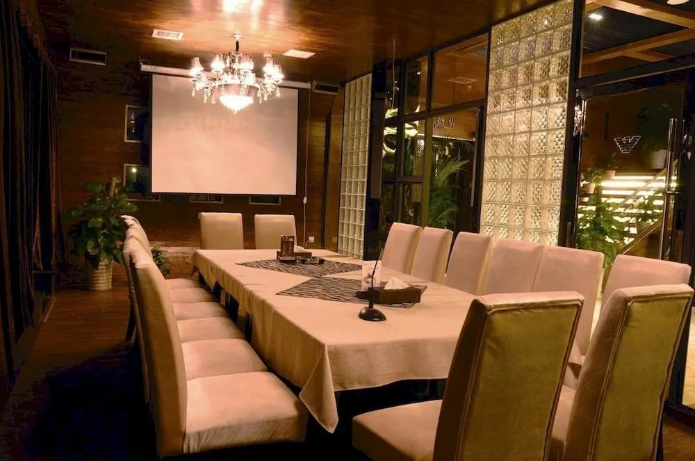 Herui Style Hotel