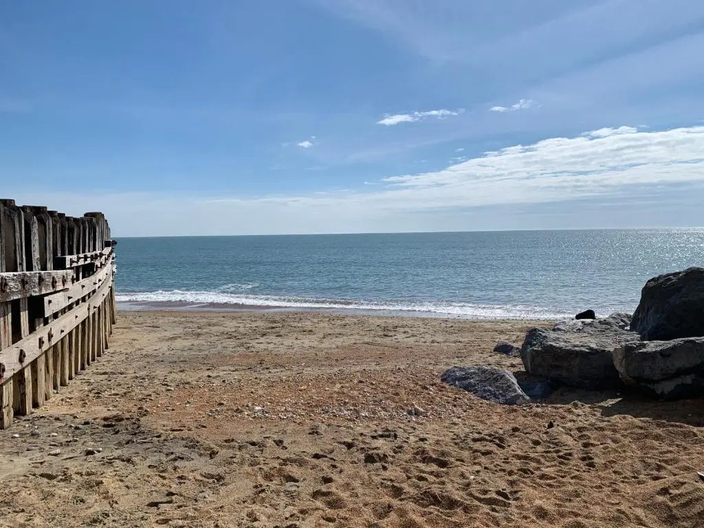 28 North, Stunning Costal home with Generous Ferry Reduction