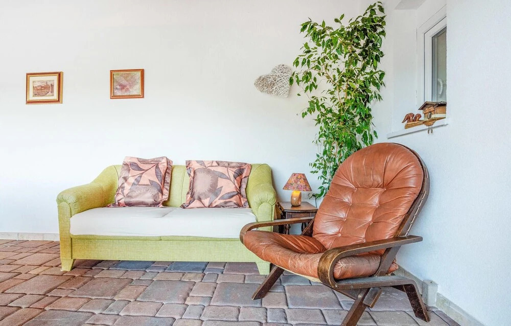 Amazing Home in Zvecanje Gata With Outdoor Swimming Pool, Wifi and 2 Bedrooms