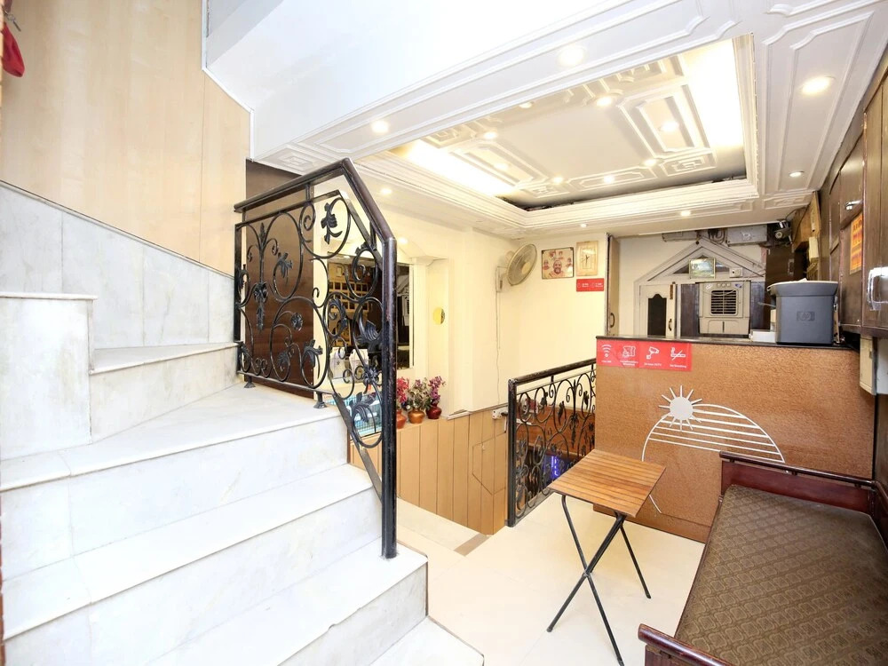 OYO 13877 Hotel Le Bon Ton