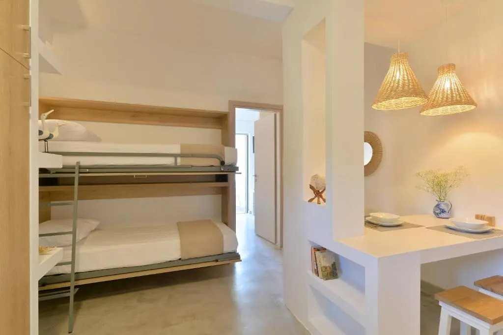 Scenic Studio 4 Batsi Andros