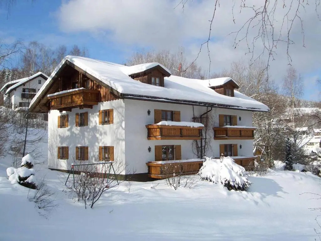 Ferienwohnungen Haus "Wildschütz"