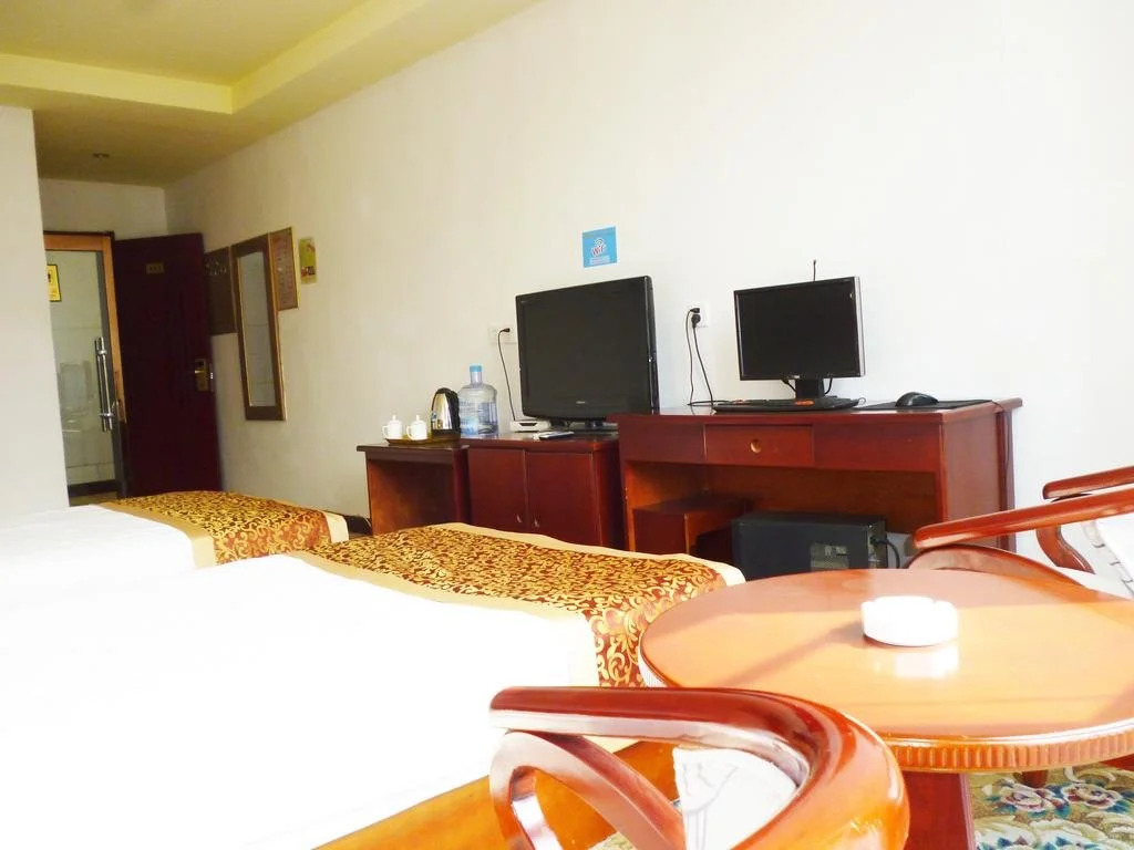 Zhijia Express Hotel
