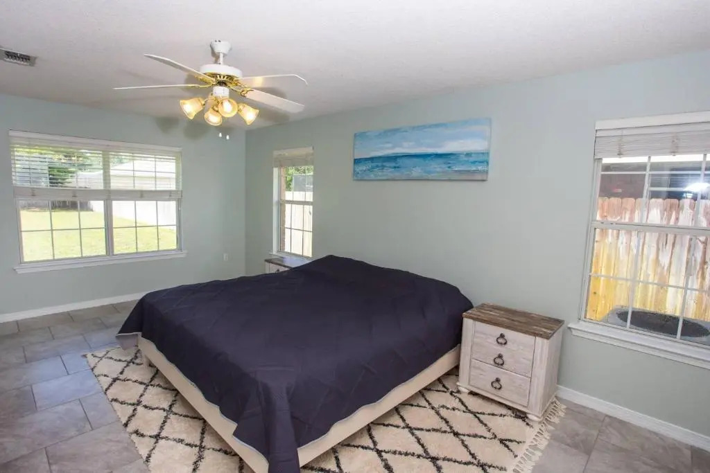 Navarre-Branston Drive - Single-Family House