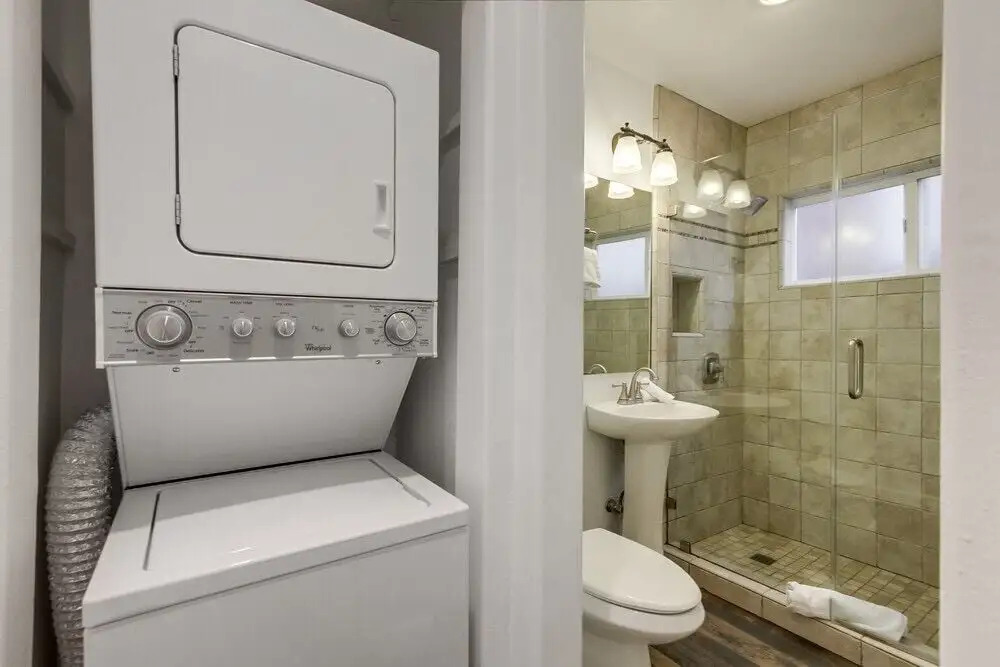 South Shore 1 3 Bedrooms 2 Bathrooms Condo