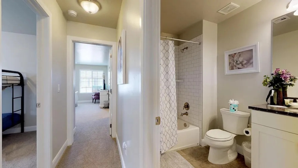Sweet 3 Bedroom Apts