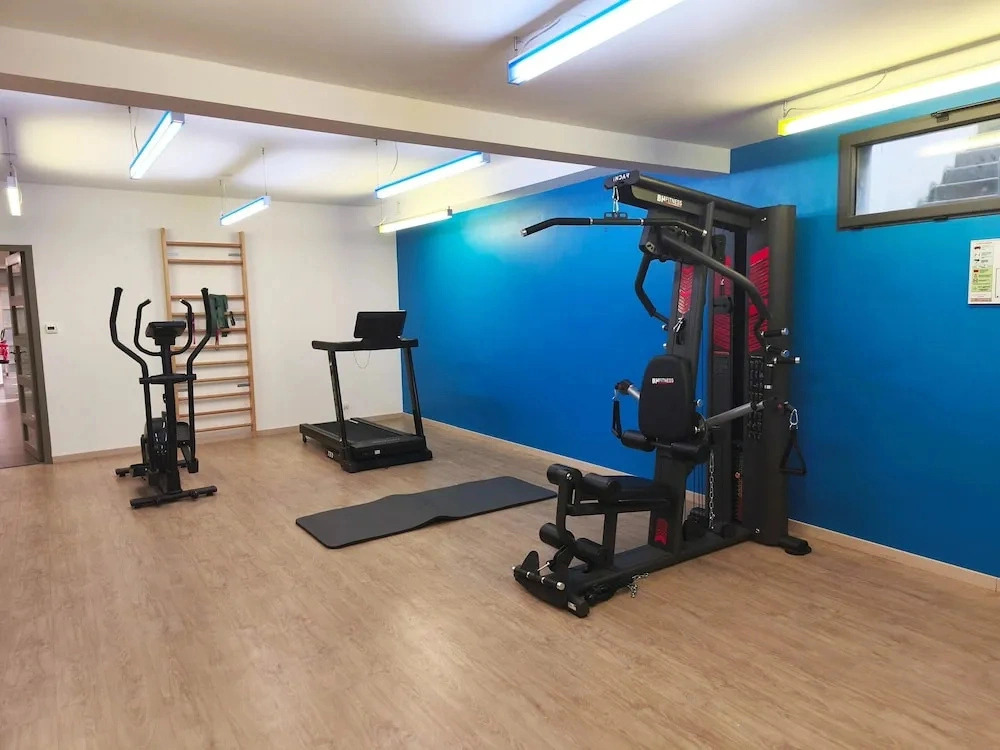 1BR Stay in Pont-aven With Balcony