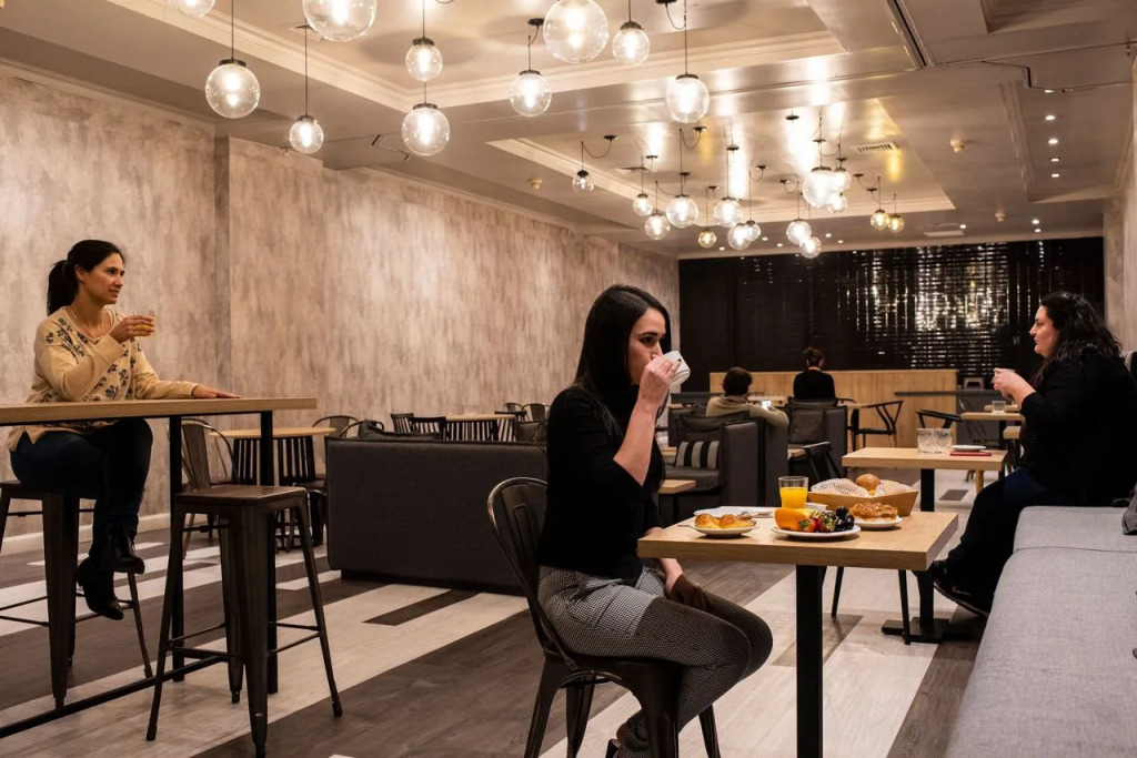 1253 Recoleta Small Hotel