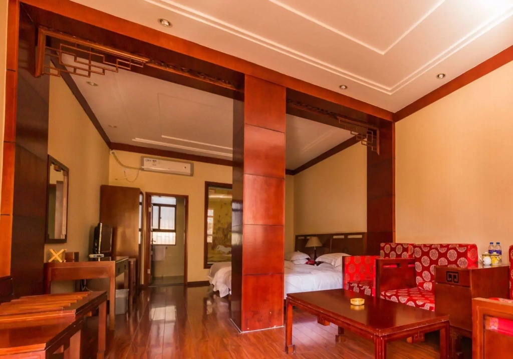 Yinfeng Hotel
