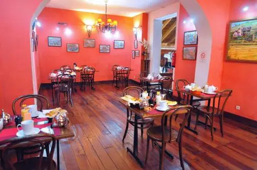 Rova Hotel