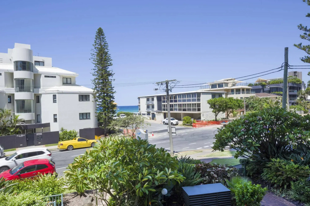 Sunbird Beach Resort Gold Coast