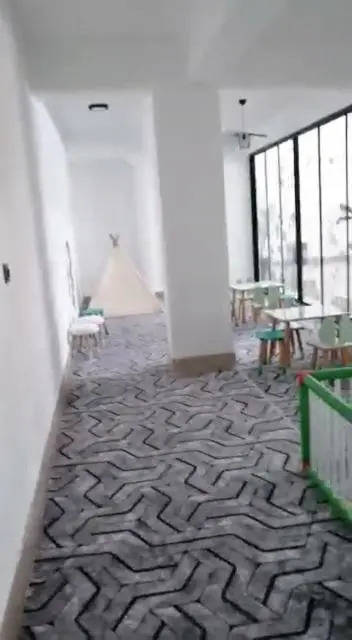 Havuz spor hamam cocukoyunalanı imkanı sunan konut