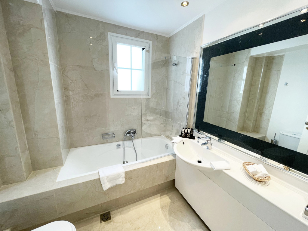 Theoxenia House Hotel