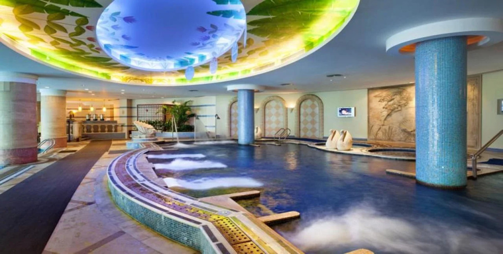 Hillview Golf Hotel