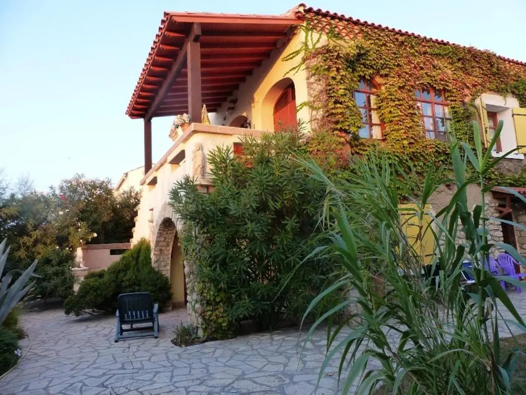 Studio Saintes-Maries-de-la-Mer, 1 pièce, 2 personnes - FR-1-475-54