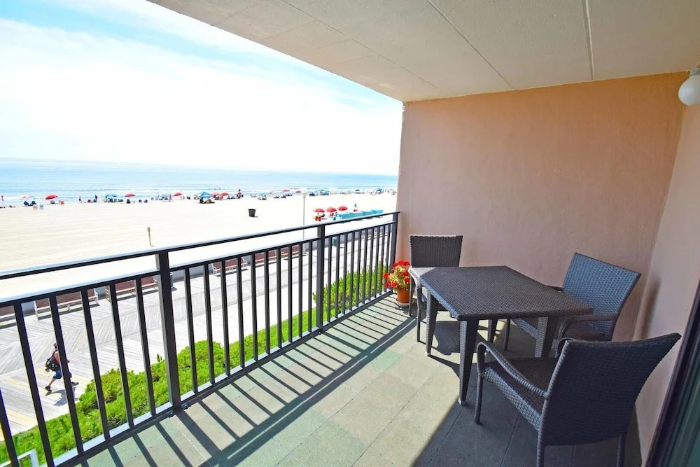 Ocean Hideaway 207 2 Bedroom Condo by RedAwning