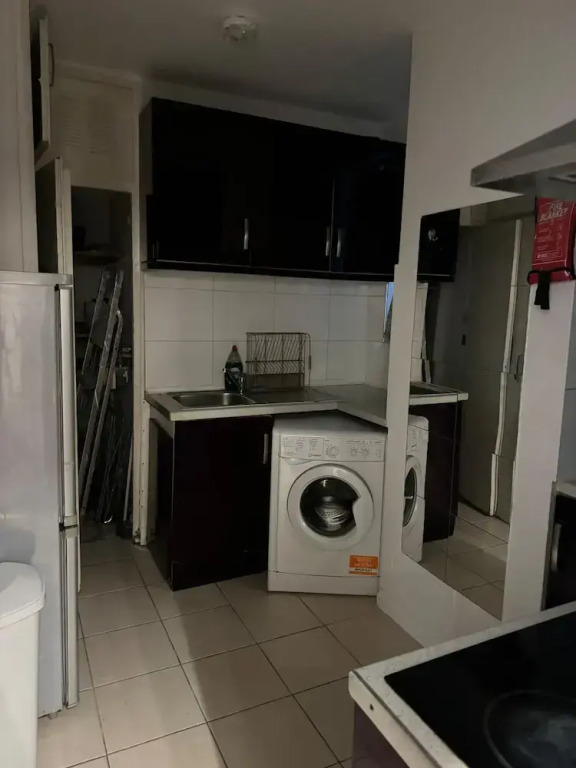 3 Bed Flat - Sleeps 5 - Wifi