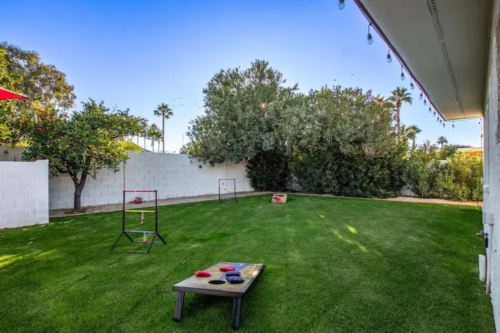 Citrus Grove Heated Pool Putt Grn Gameroom