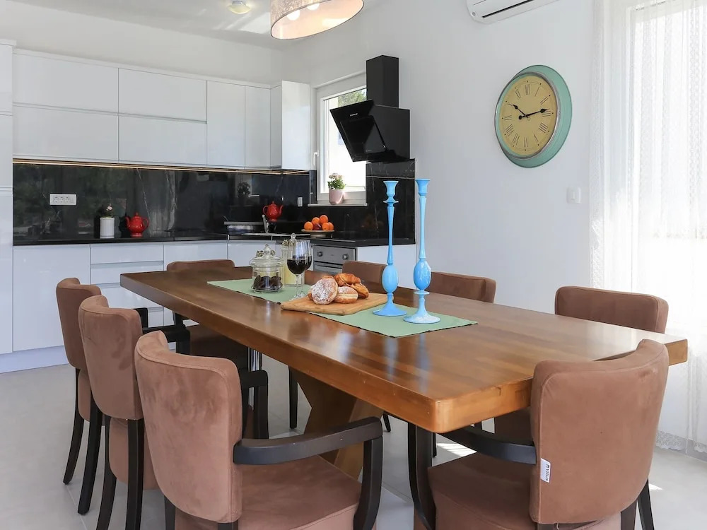 Luxurious Villa in Rogoznica With Pool