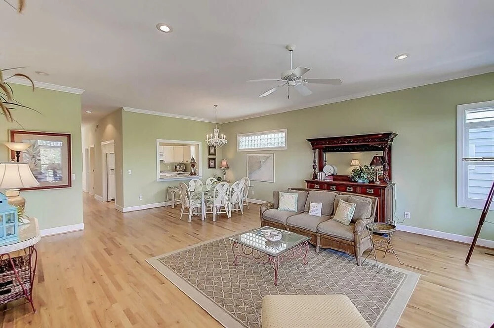 32 Ocean Point