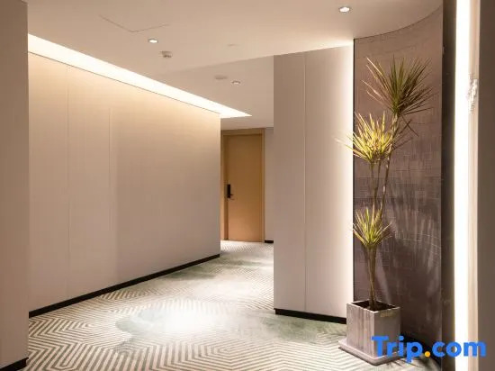 Bojian Hotel Zhengzhou (Guomao 360 Square, Provincial People's Hospital Metro Station)