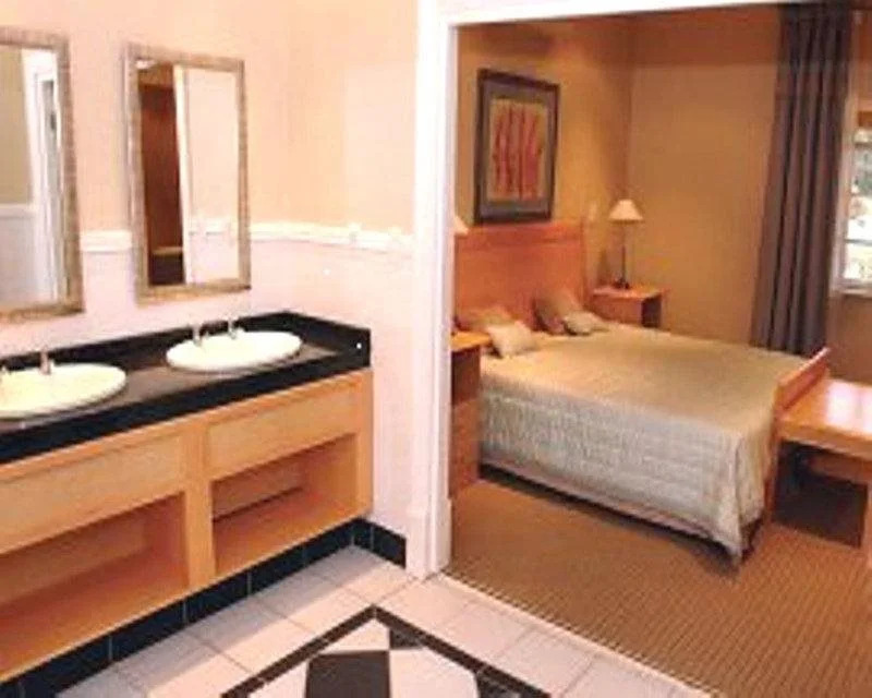 Bushman Sands Golf Lodge