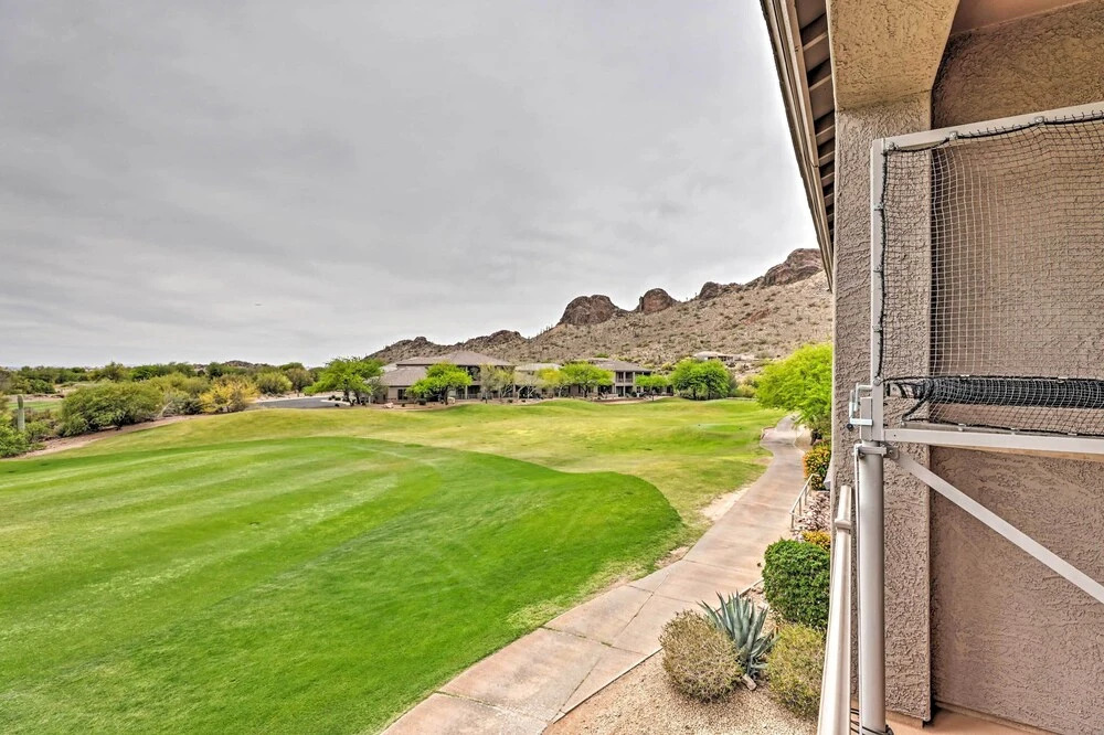 Golf Course View & Pool Access: Gold Canyon Gem