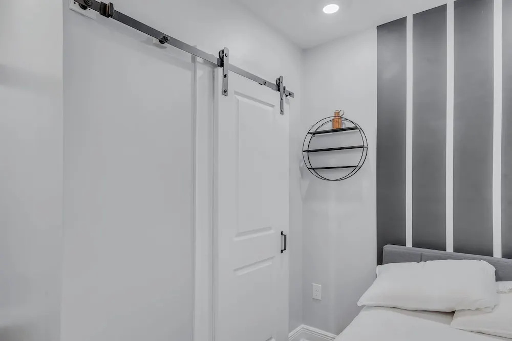Patio Central City W Oxford St 1BR