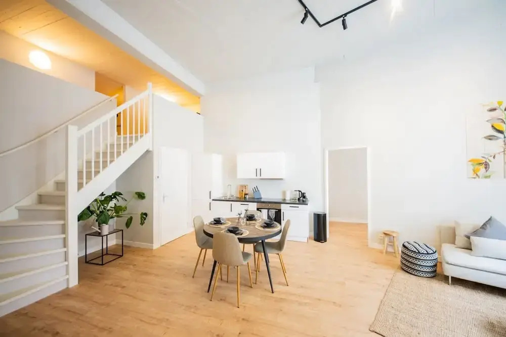 3 Bedroom Serviced Apartment -bsh-