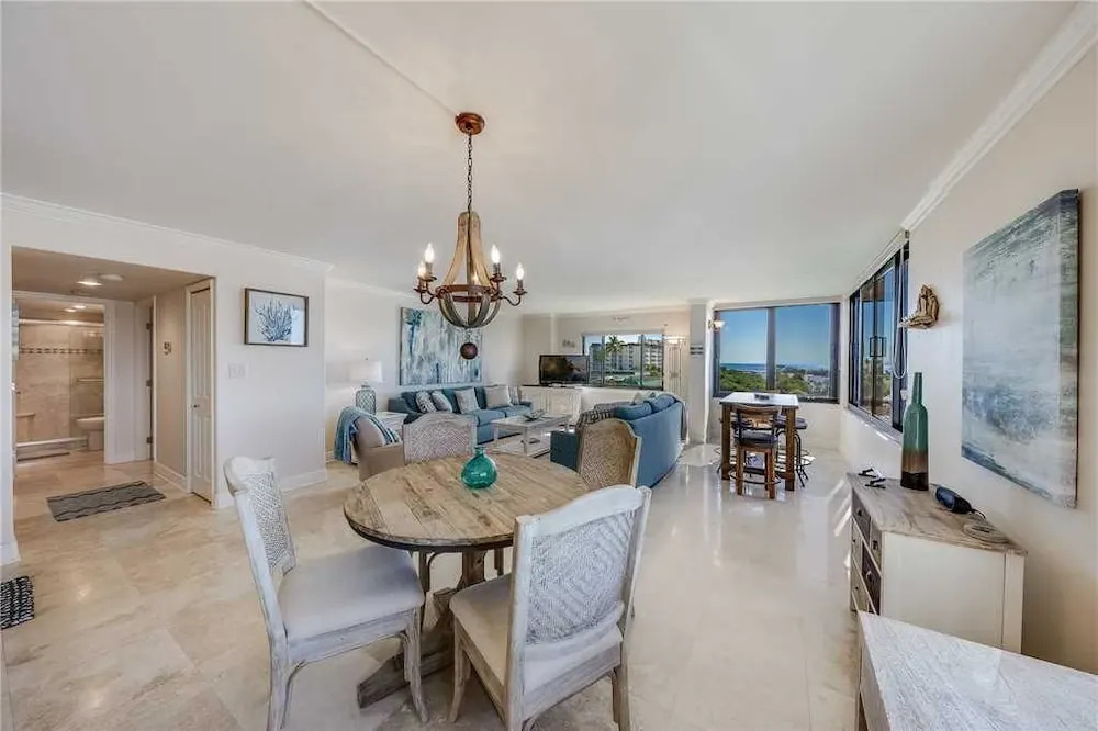 Sandarac A406 - Two Bedroom Condo