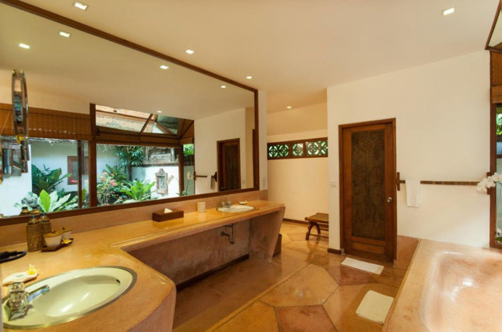 Tandjung Sari Hotel