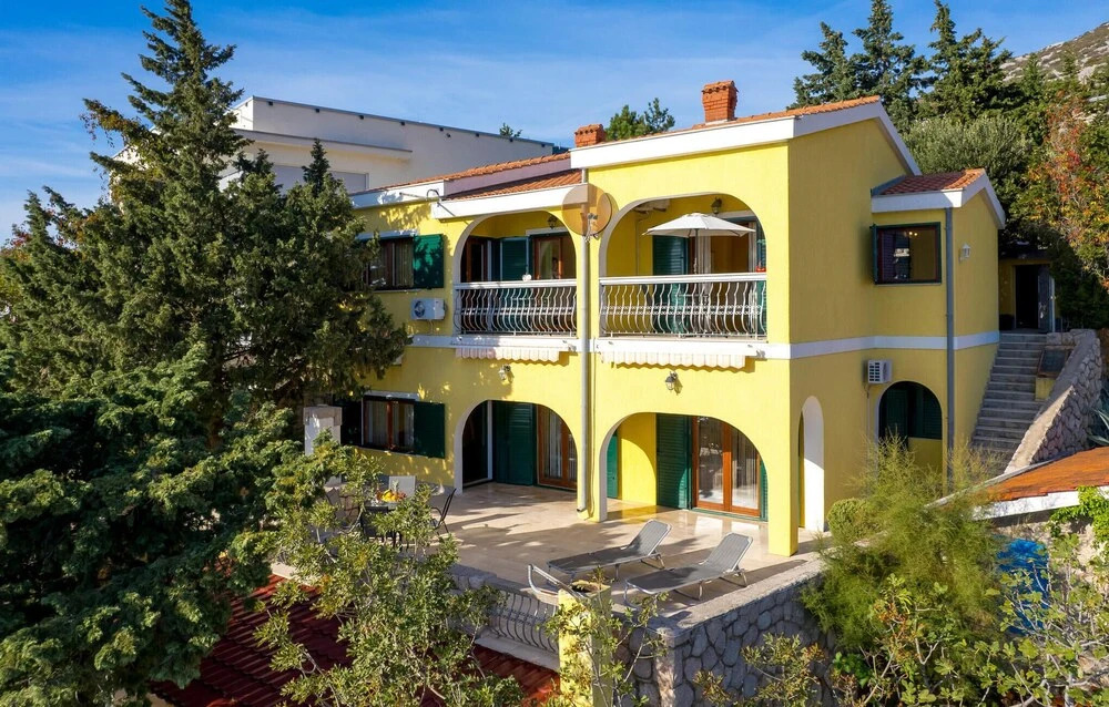 Beautiful Apartment in Baric Draga With 1 Bedrooms and Wifi