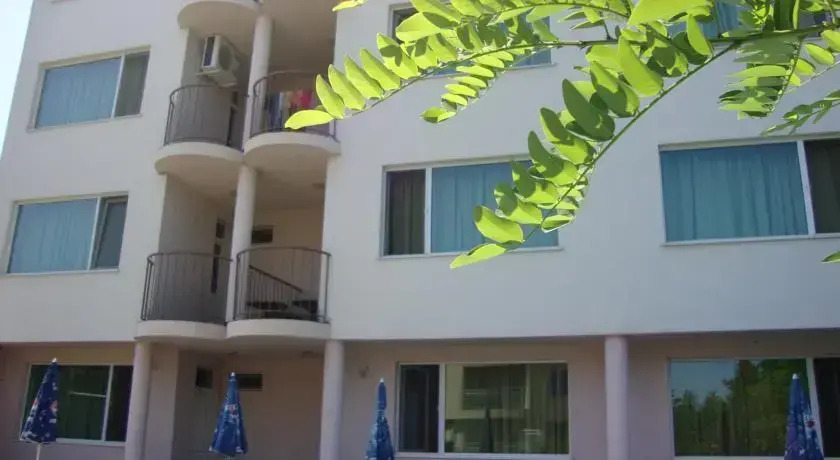 Hotel Rino